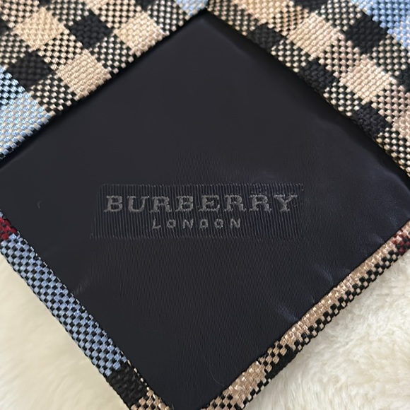 BURBERRY || Authentic Men’s Silk Light Blue & Tan Tartan Tie. Sz. OS - Picture 8 of 12
